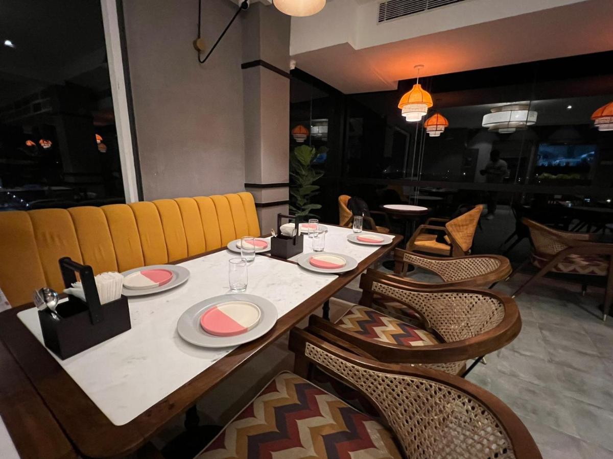 The Convoy Hotel Dibrugarh Zewnętrze zdjęcie