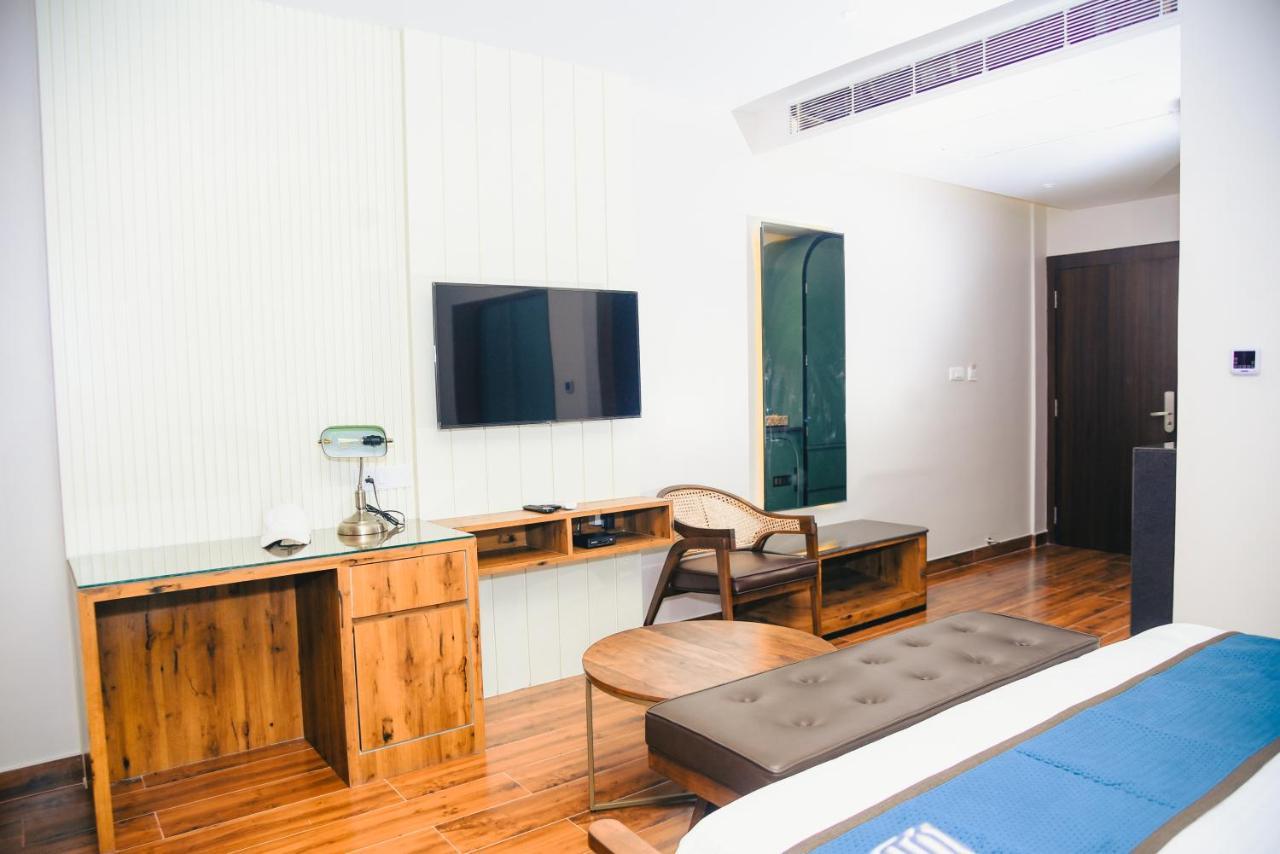 The Convoy Hotel Dibrugarh Zewnętrze zdjęcie